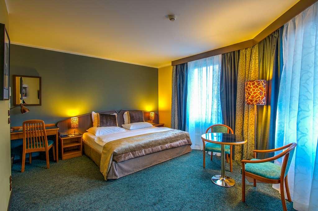 Plaza Prague Hotel - Czech Leading Hotels Ruang foto