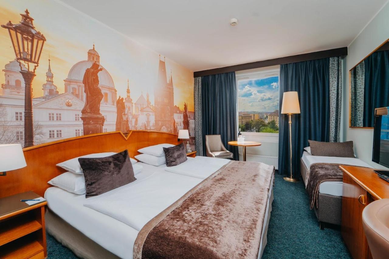 Plaza Prague Hotel - Czech Leading Hotels Ruang foto