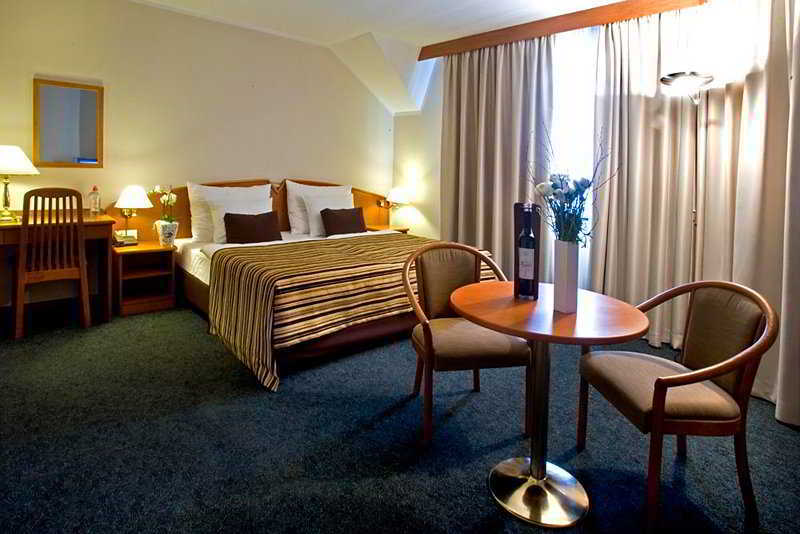 Plaza Prague Hotel - Czech Leading Hotels Bagian luar foto