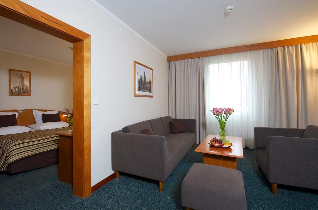 Plaza Prague Hotel - Czech Leading Hotels Bagian luar foto